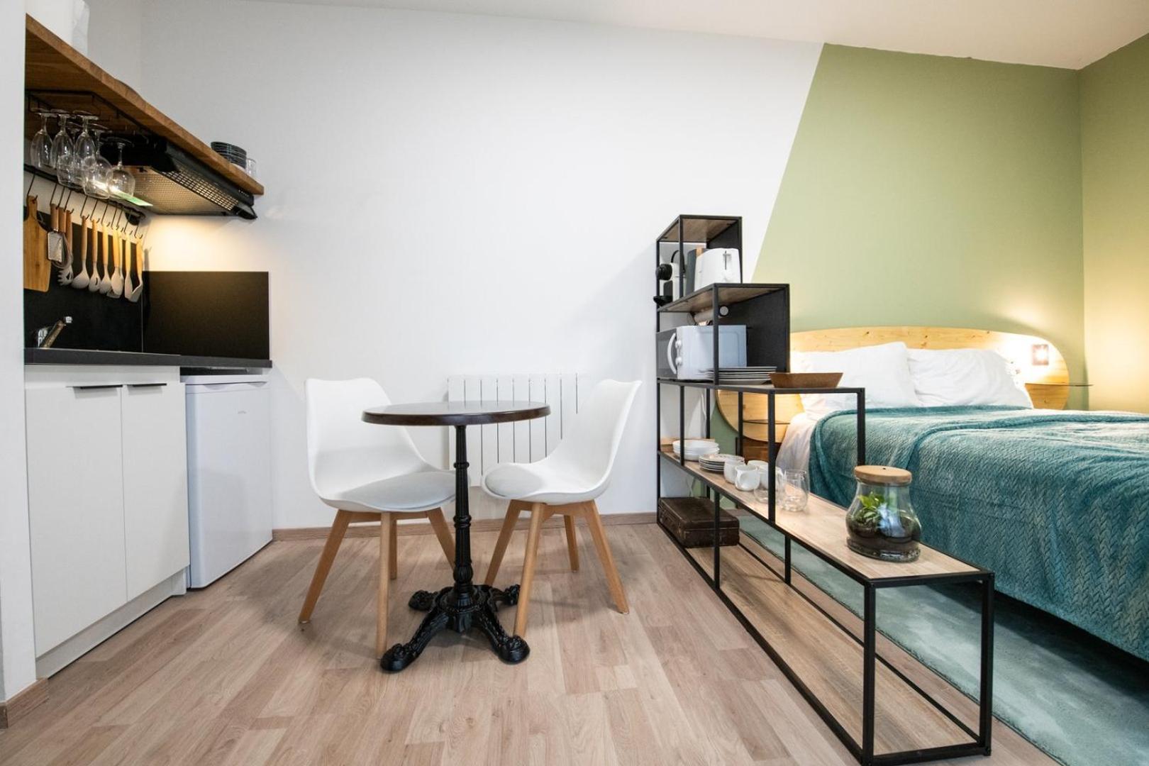 Suite Kella Tassin - Beau Studio Renove Exteriör bild